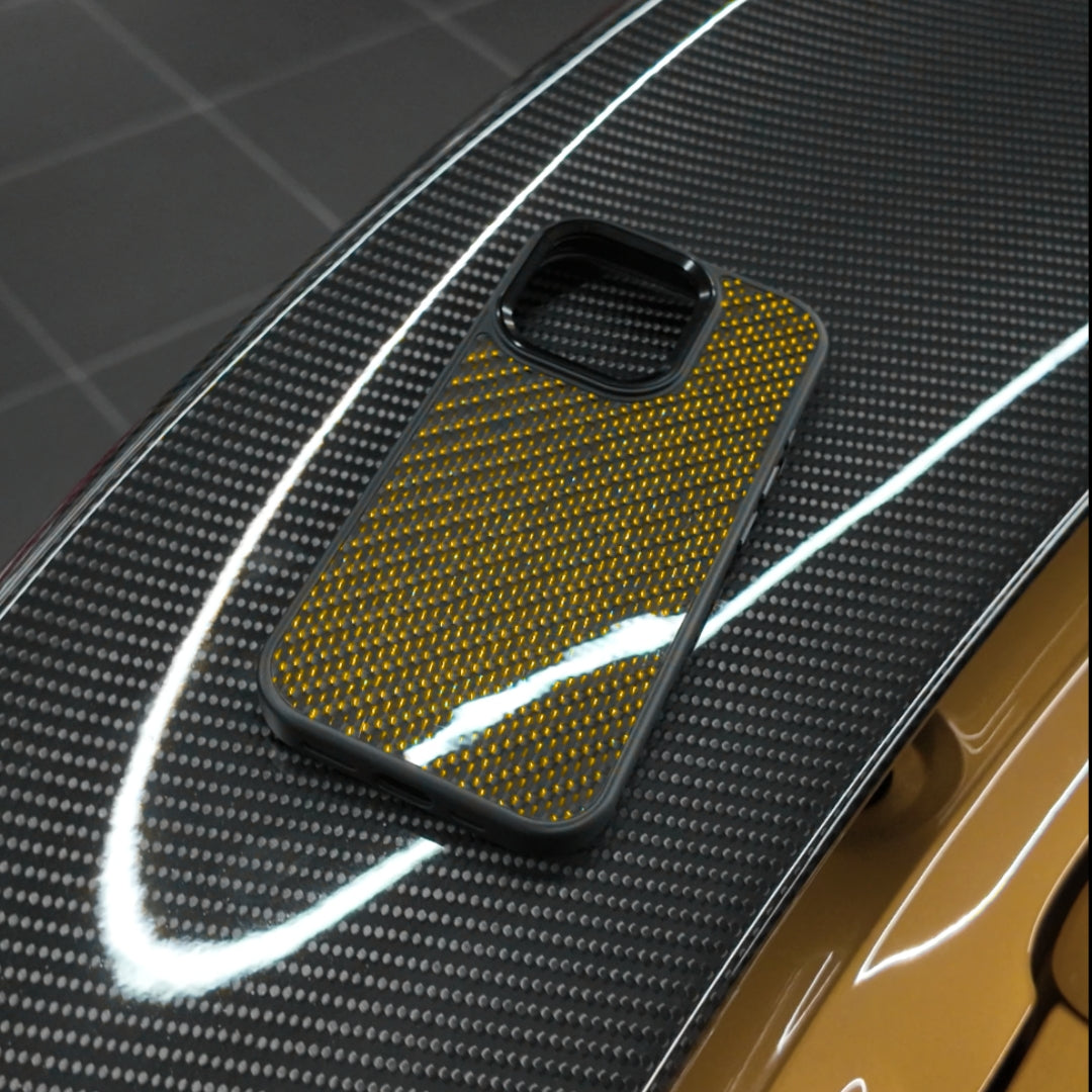iPhone Carbon Case V2 (MagSafe)